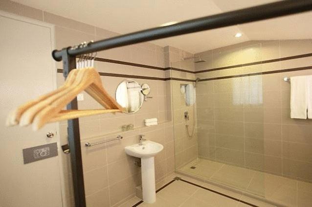 Chymes Hotel Tanjung Bungah  Room photo